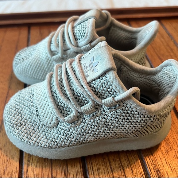 Adidas Tubular Shadow Knit Sneakers US 5k Toddler shoes - Picture 4 of 7